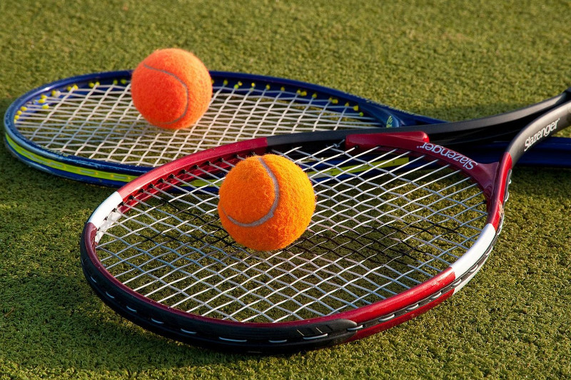 Tennis